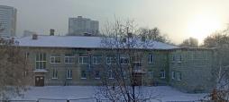 2 корпус Танковая 7/2 расположено в типовом здании 1960 года постройки, в том же году здание было введено в эксплуатацию под детский сад. Здание двухэтажное, кирпичное, обеспечено централизованным отоплением, канализацией, водопроводом. В детском саду имеются: совмещенный музыкальный и физкультурный зал, методический кабинет, медицинский кабинет, логопедические кабинеты – 2 шт. Здание оснащено системой видеонаблюдения, пожарной сигнализацией, тревожной сигнализацией. Территория детского сада озеленена насаждениями, имеются различные виды деревьев и кустарников, клумбы.